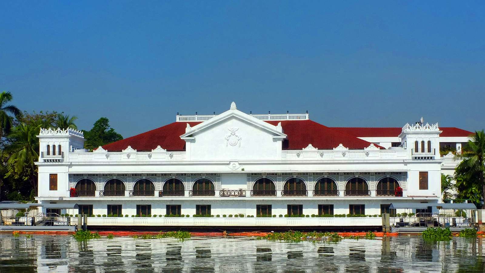 дворец Малакананг пазл онлайн из фото