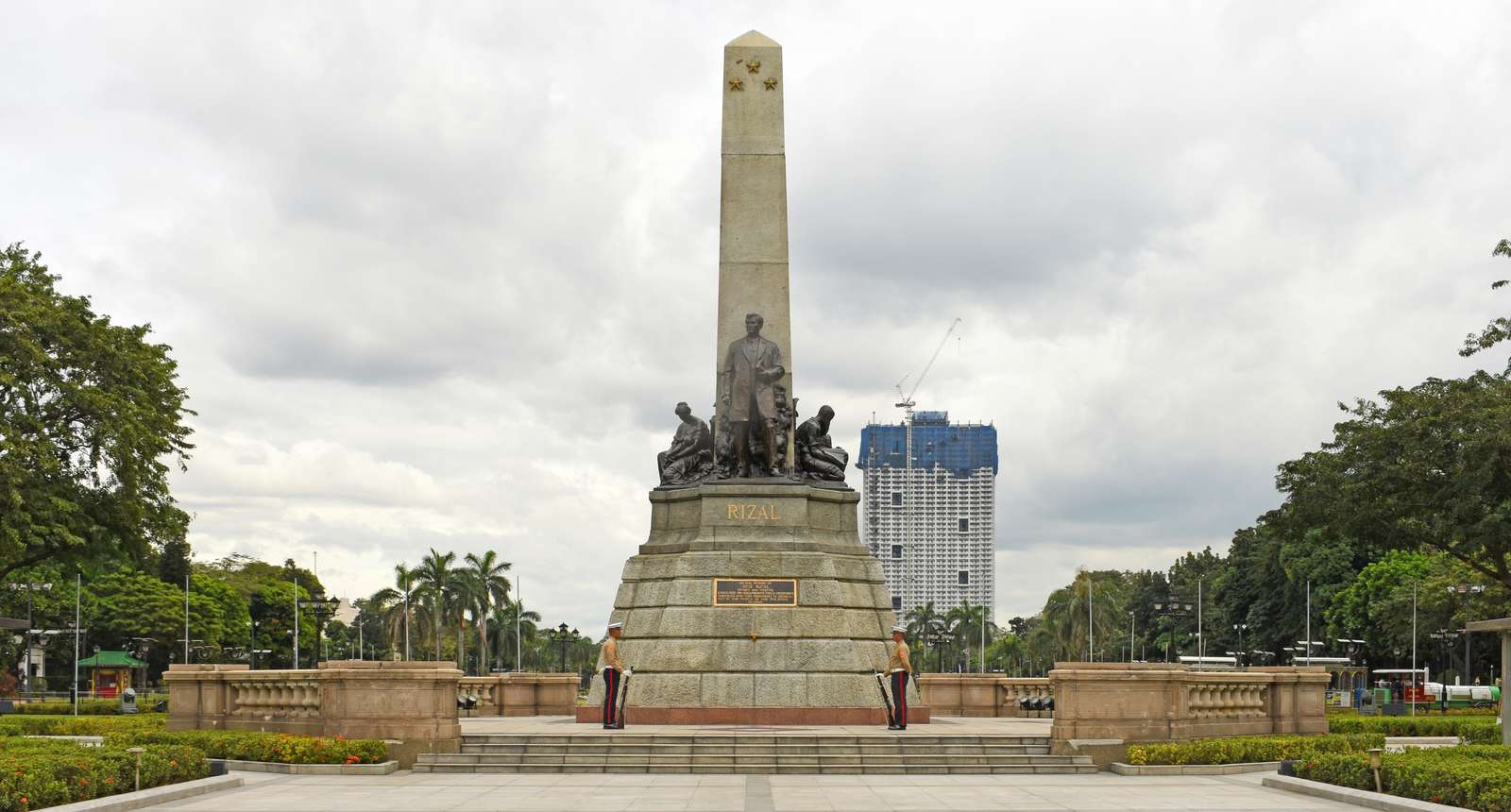 Luneta-park puzzel online van foto