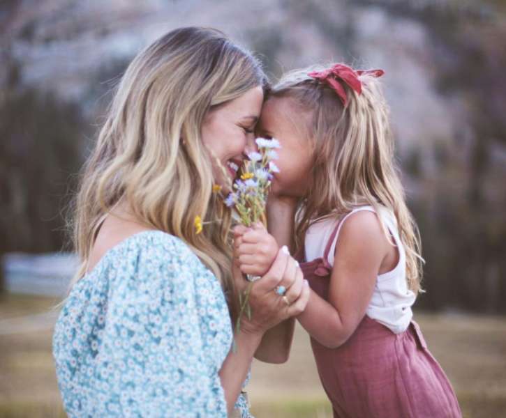 Moeder en dochter puzzel online van foto