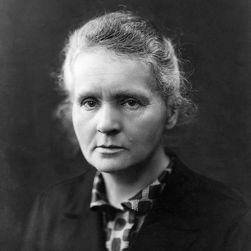 Marie Curie puzzle online