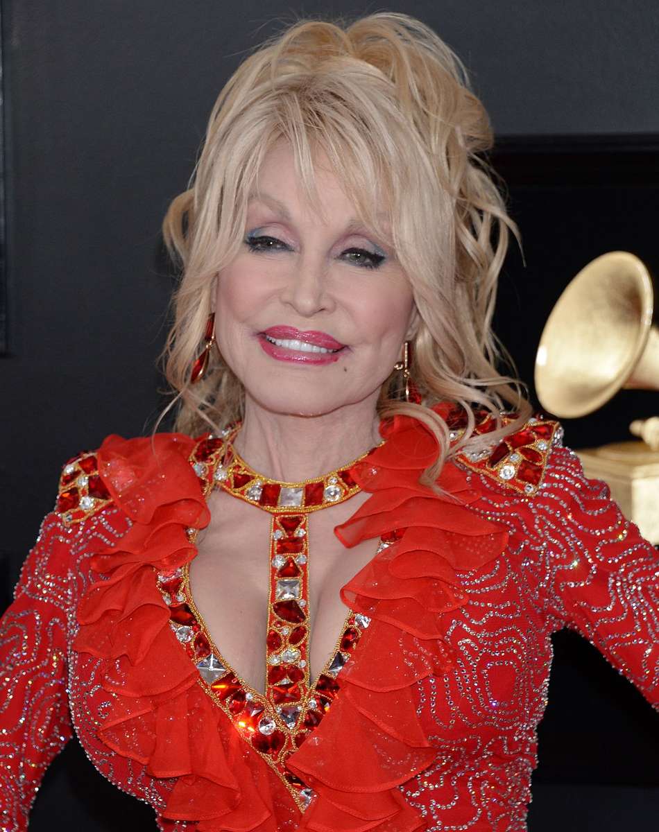 Dolly Parton Pussel online