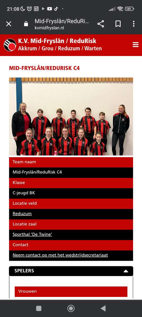 Korfbal team puzzle online from photo