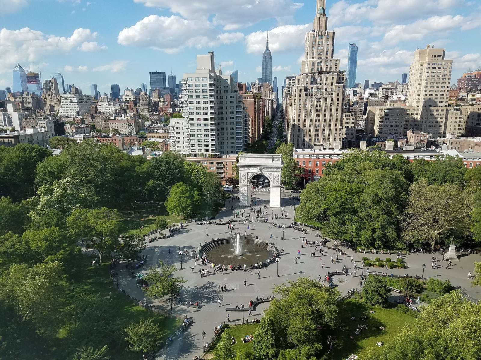 Parque Washington Square puzzle online a partir de fotografia