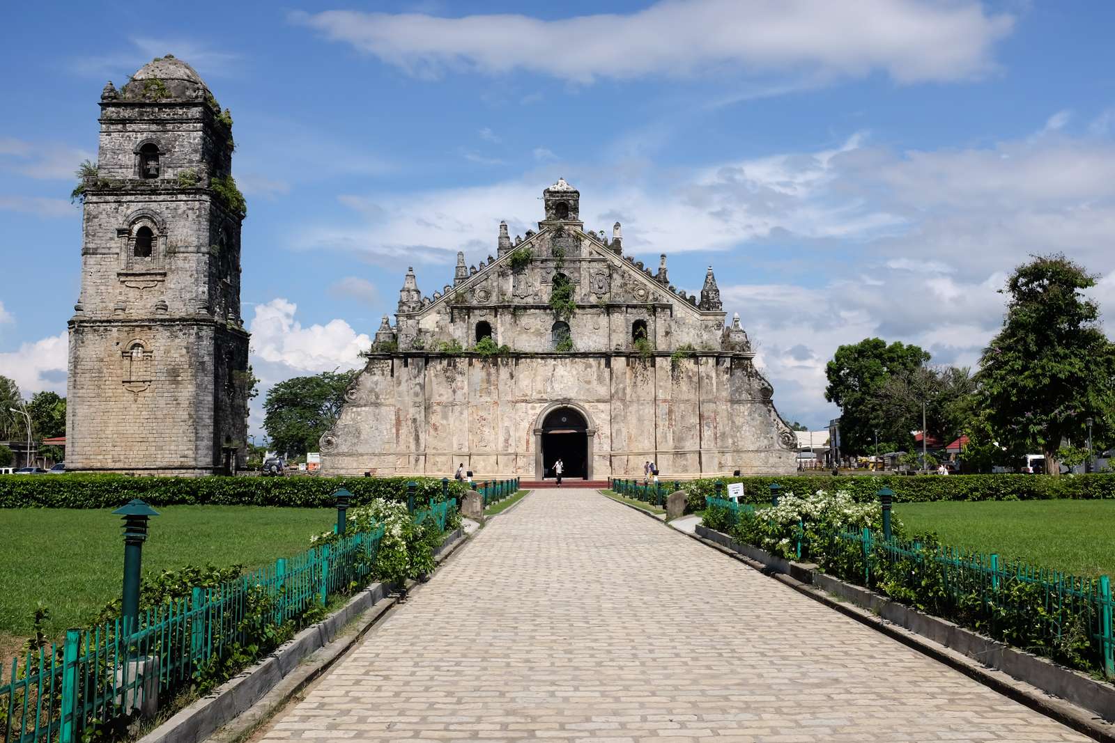 Paoay Chruch online puzzle