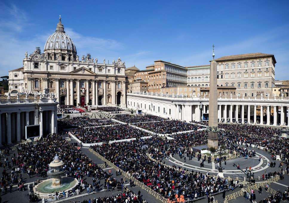 Gereja Vatikan pussel online från foto