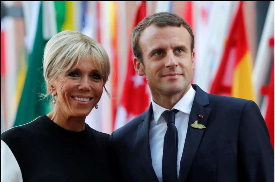 Macron, Brigitte puzzle online from photo