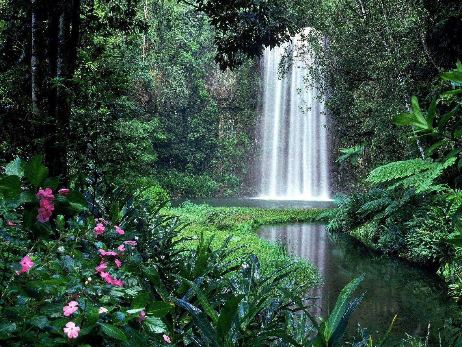 Femtio nyanser av vattenfall pussel online från foto