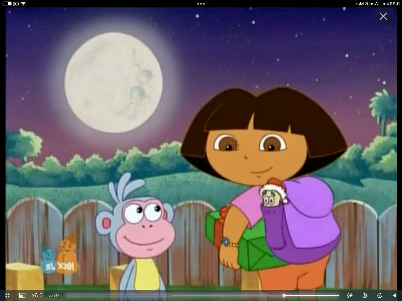 Dora l'exploratrice un cadeau pour le Père Noël puzzle en ligne à partir d'une photo