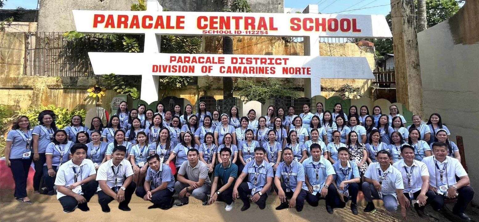Paracale Central School puzzle online from photo