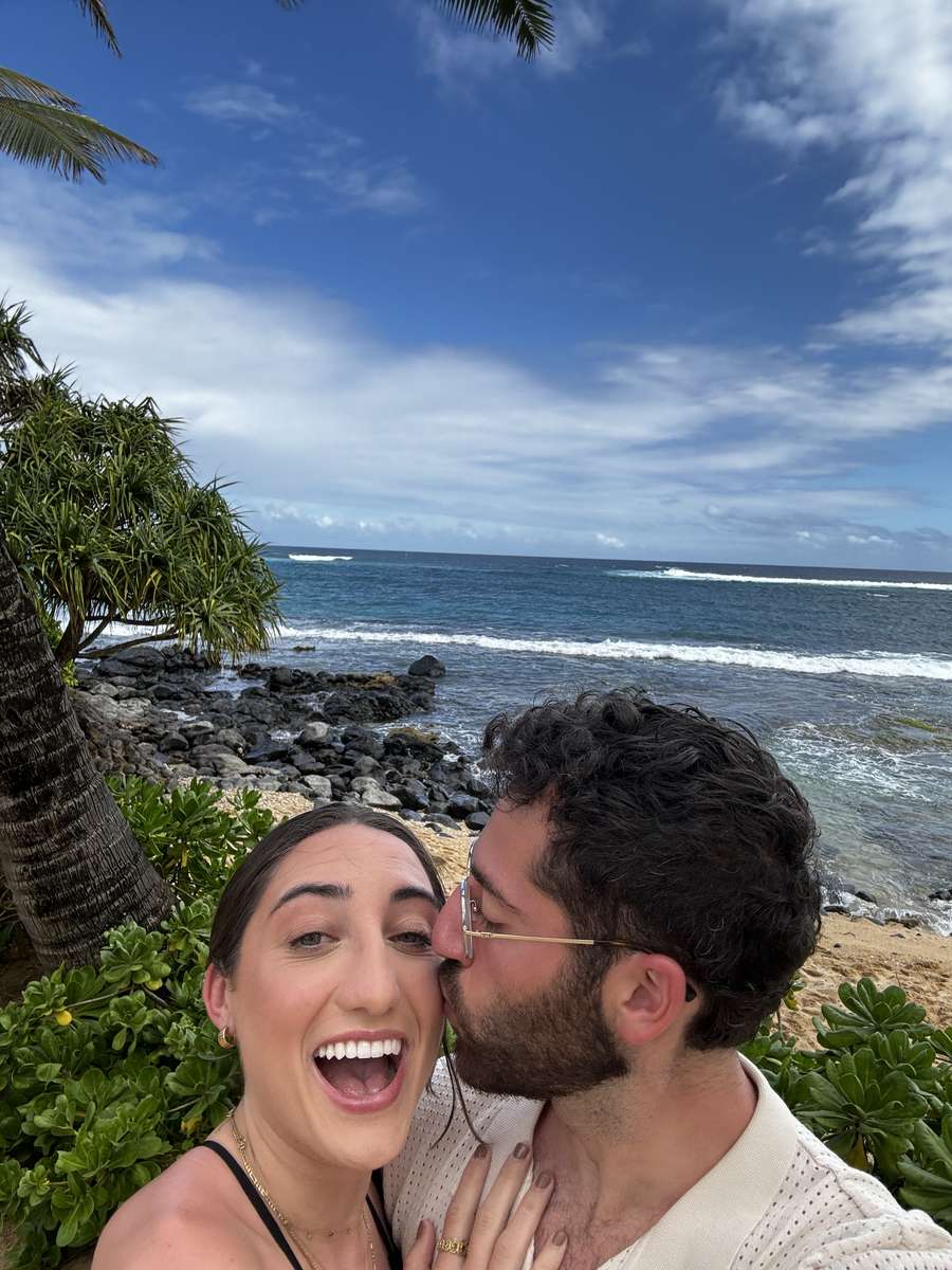 Hawaii with sophia puzzle online from photo