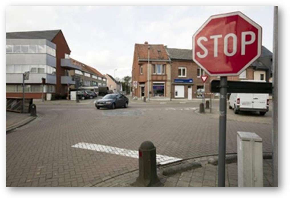puzzle stop sign puzzle online from photo