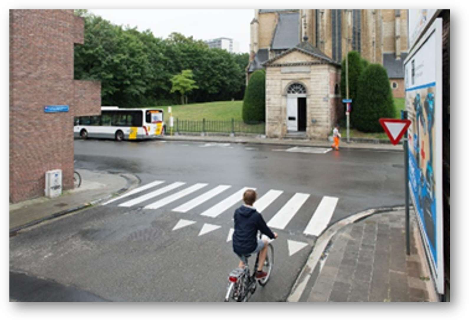 church and zebra crossing online puzzle