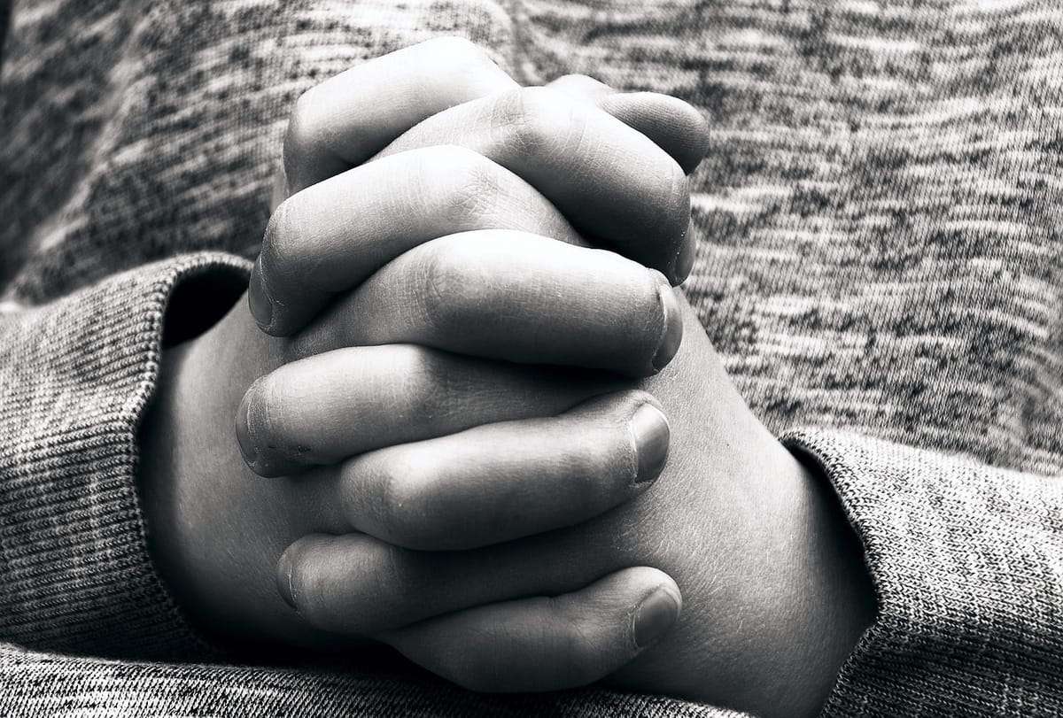 Prayer hands puzzle online from photo