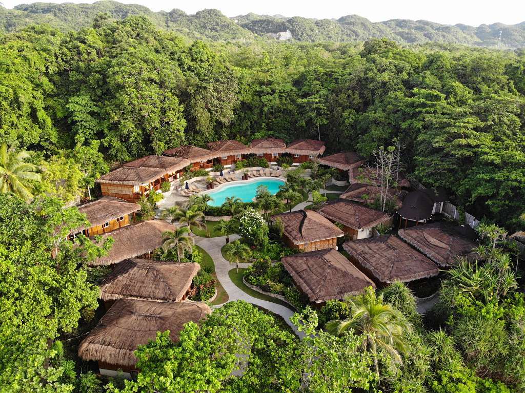 Resort com Piscinas 2 puzzle online