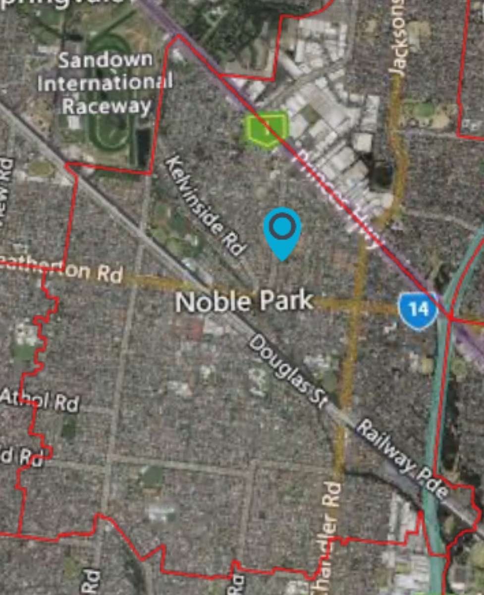 Noble park puzzle online from photo