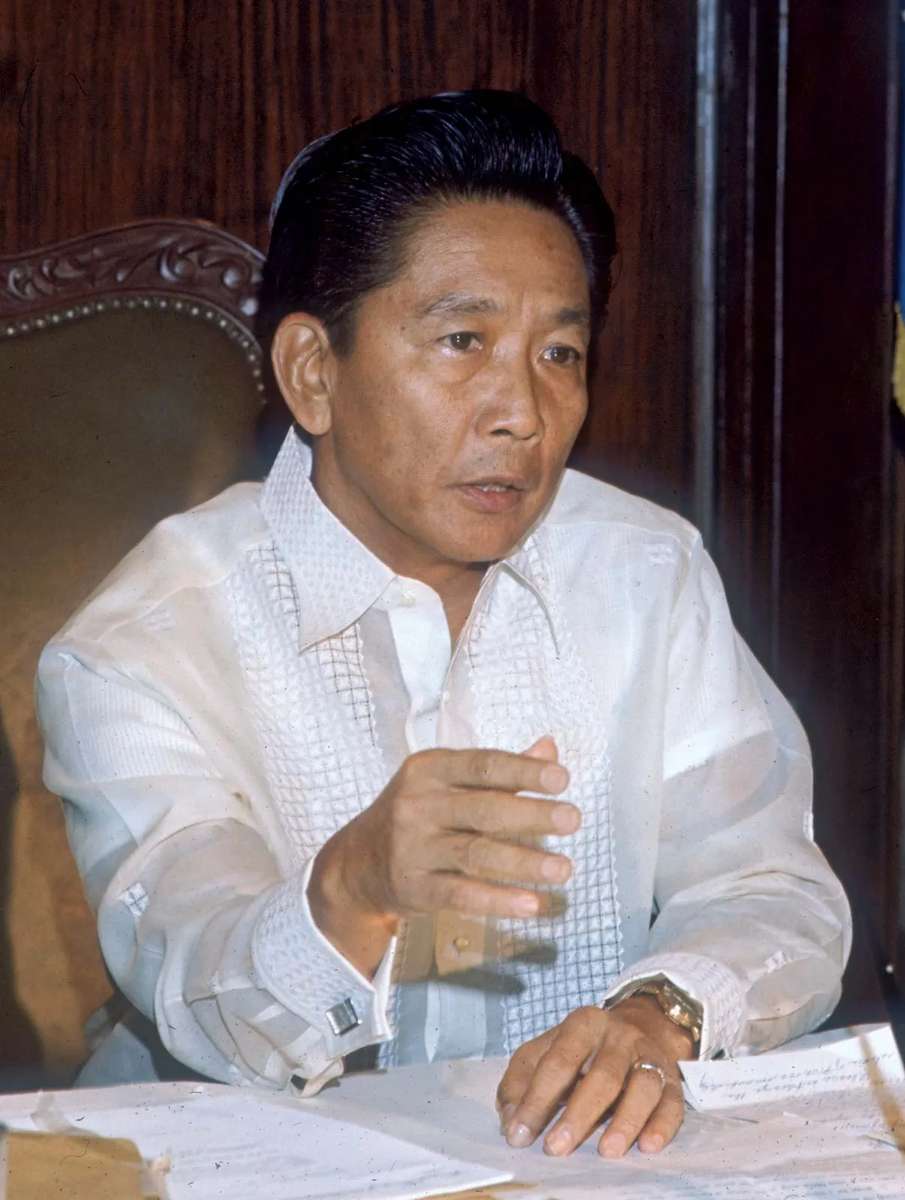 Ferdinand Marcos online puzzel