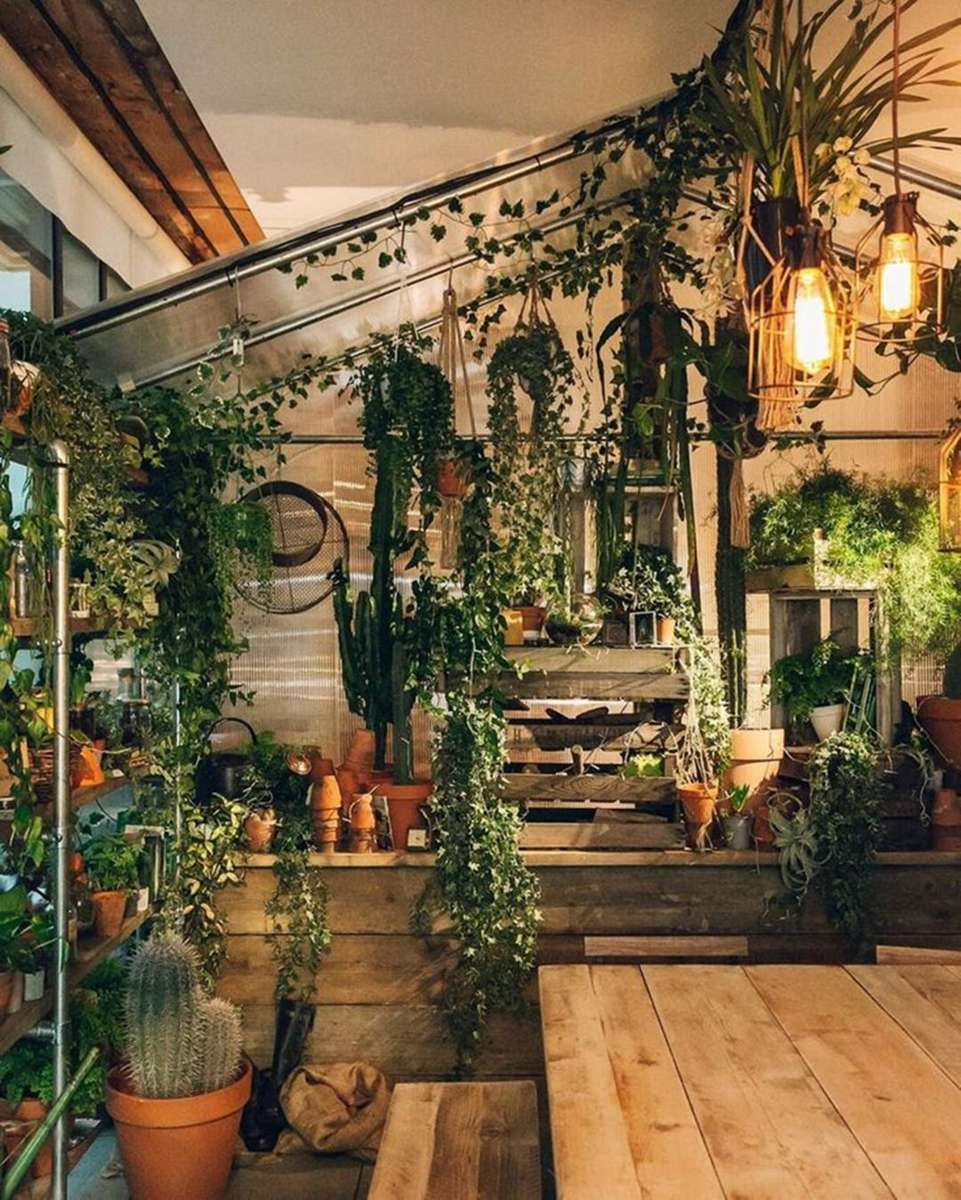 階段と植物 オンラインパズル
