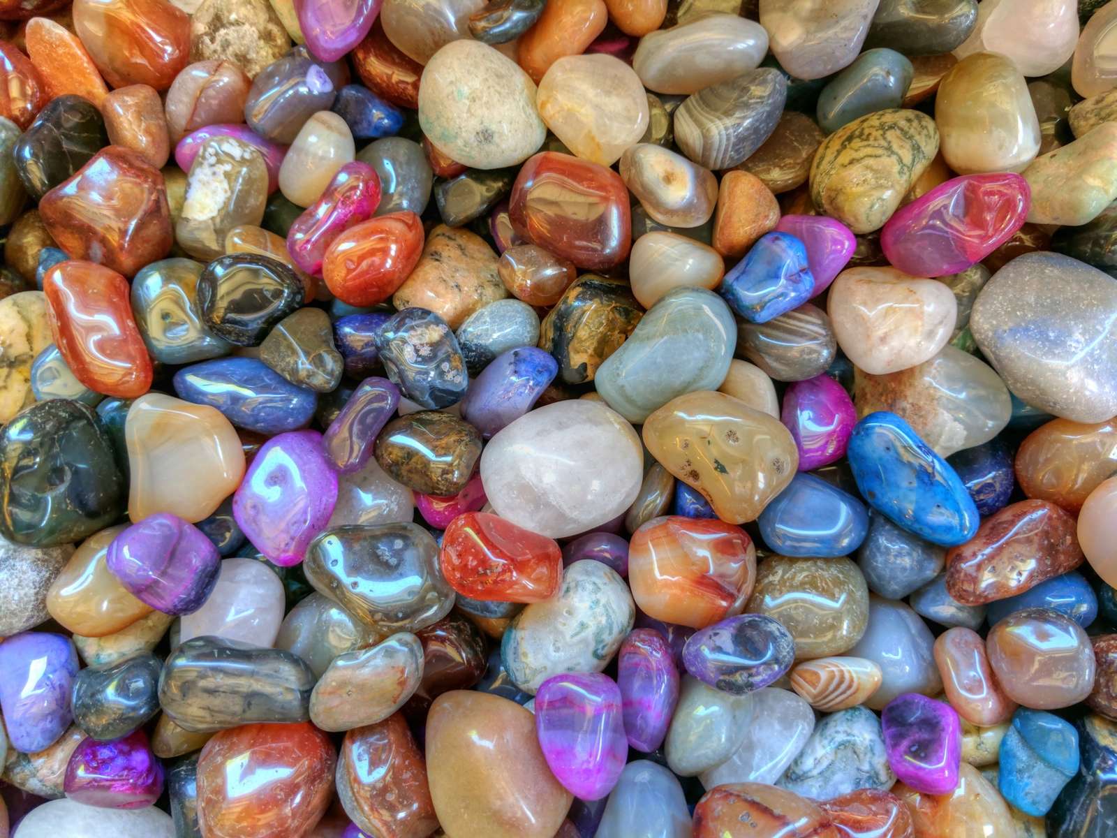 Piedras preciosas pulidas puzzle online a partir de foto