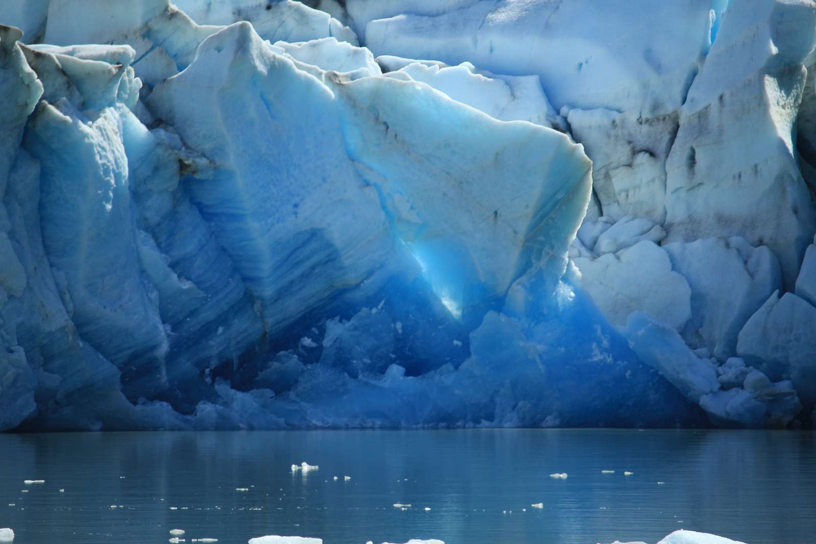 Чилийски ледник онлайн пъзел от снимка