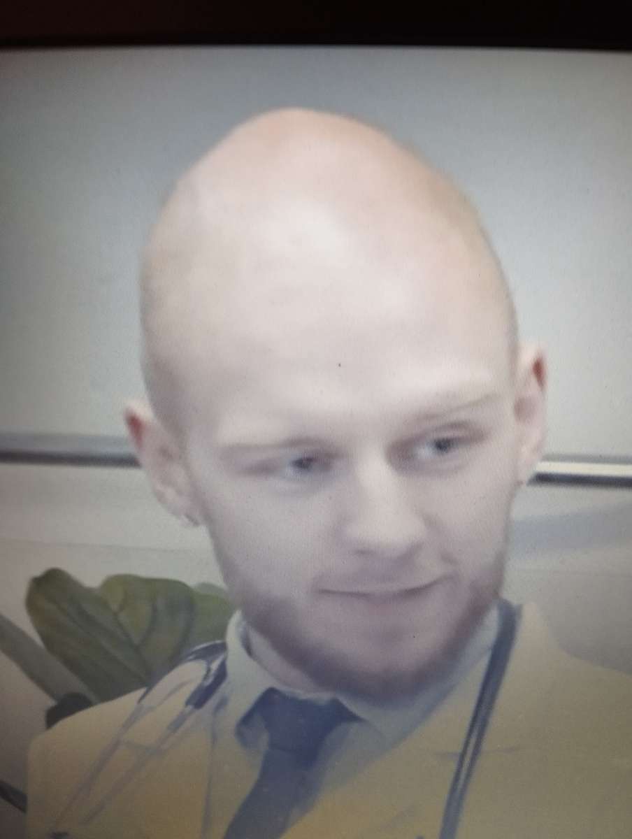 Bald head. online puzzle