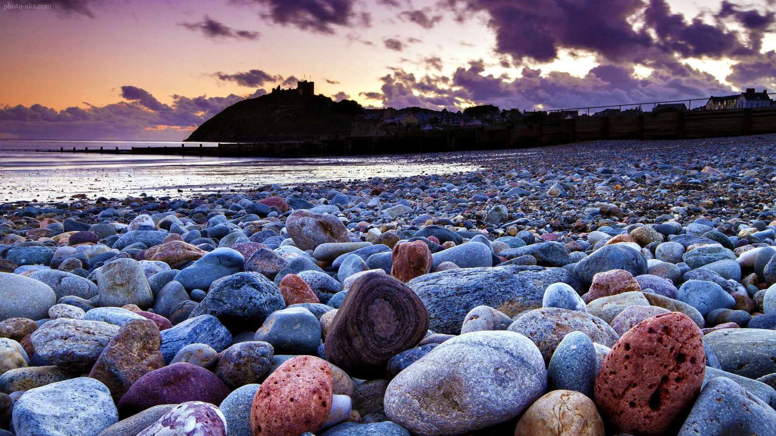 A Shore Rocks-on online puzzle