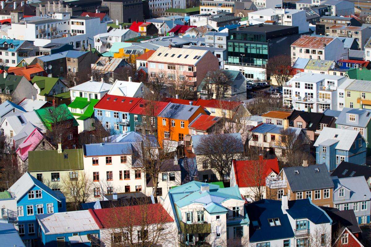 Houses Everywhere puzzle online from photo