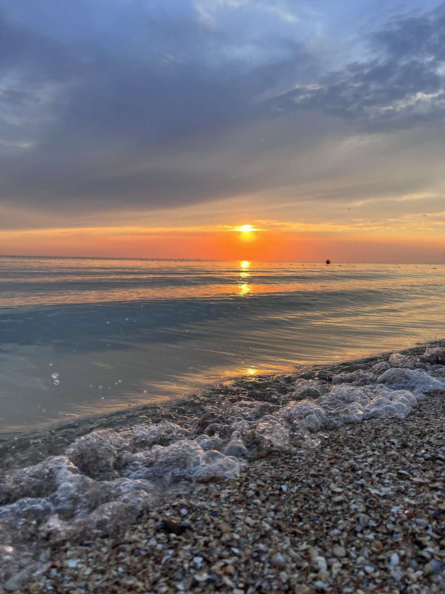 Морський берег скласти пазл онлайн з фото