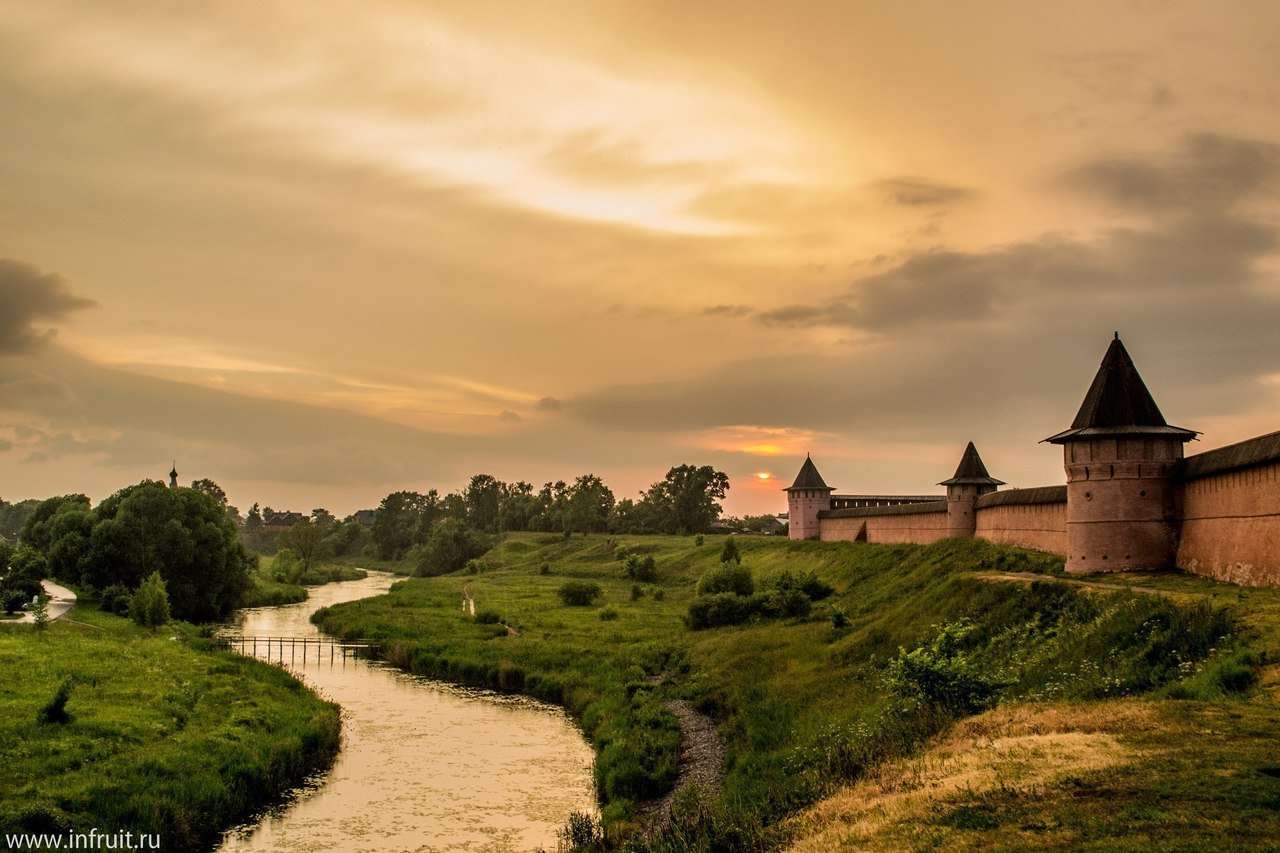 Suzdal online puzzle