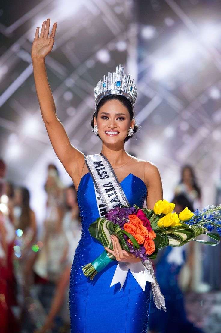 Pia Wurtzbach παζλ online από φωτογραφία