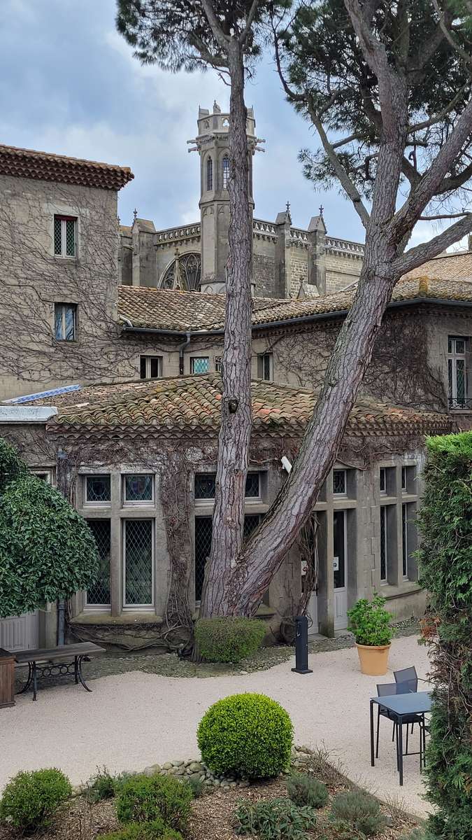 フランスの城 写真からオンラインパズル