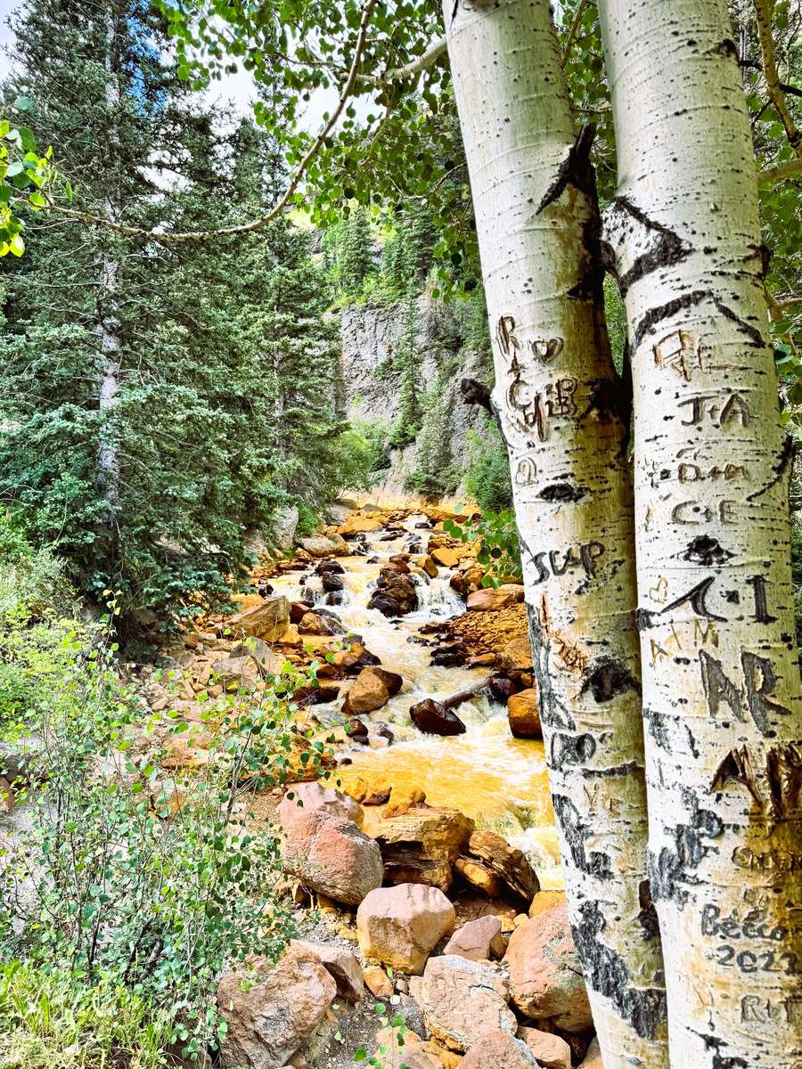 Red Mountain Creek онлайн пъзел от снимка