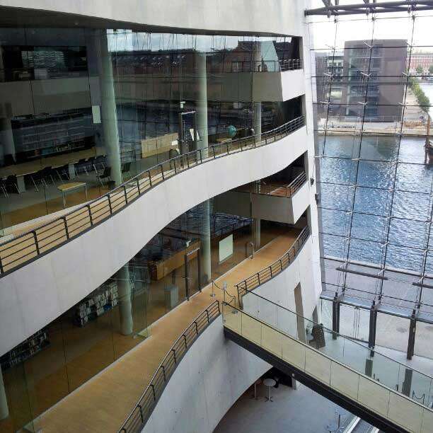 Biblioteca Copenhague puzzle online