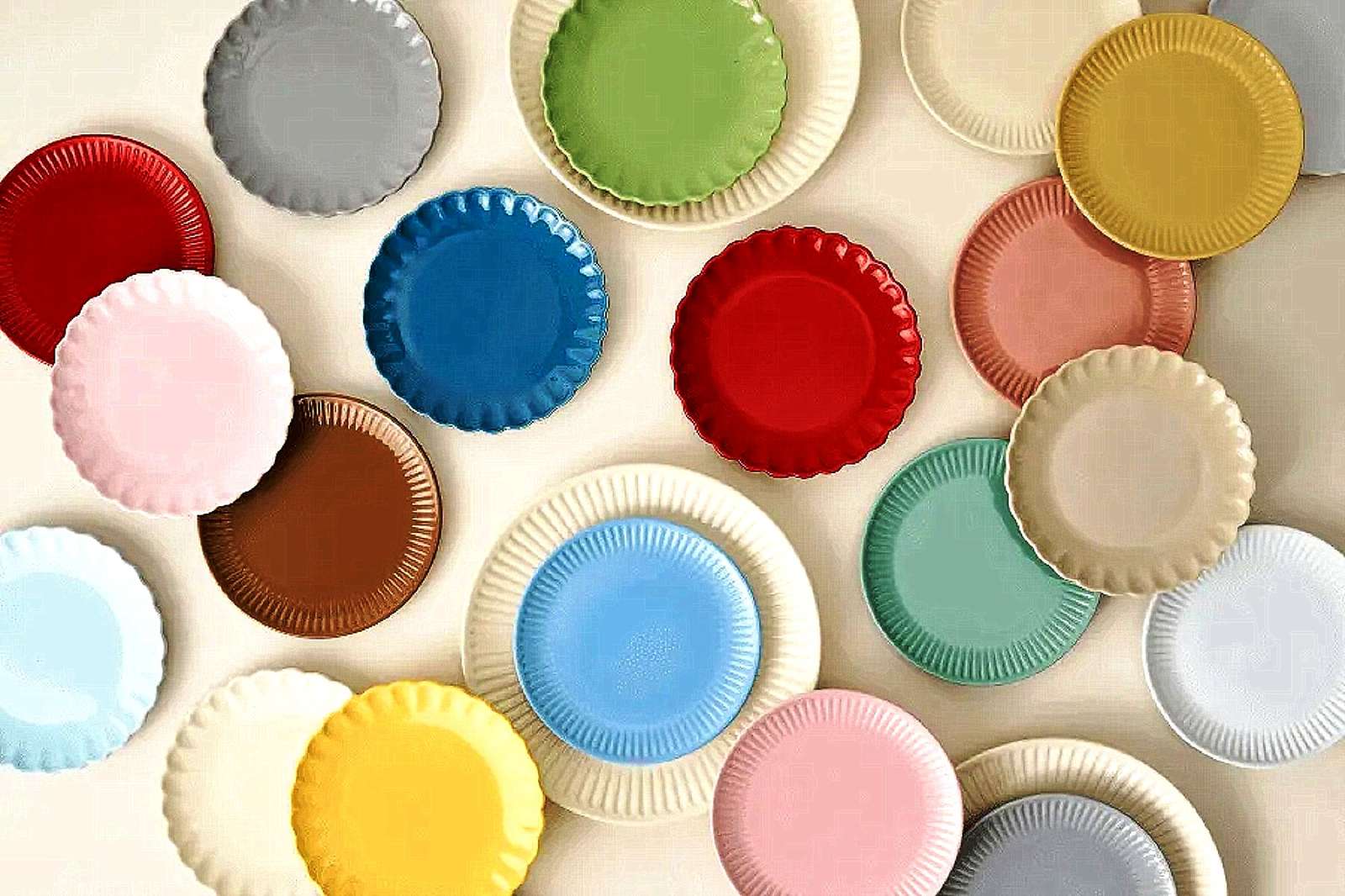 Plates puzzle online from photo