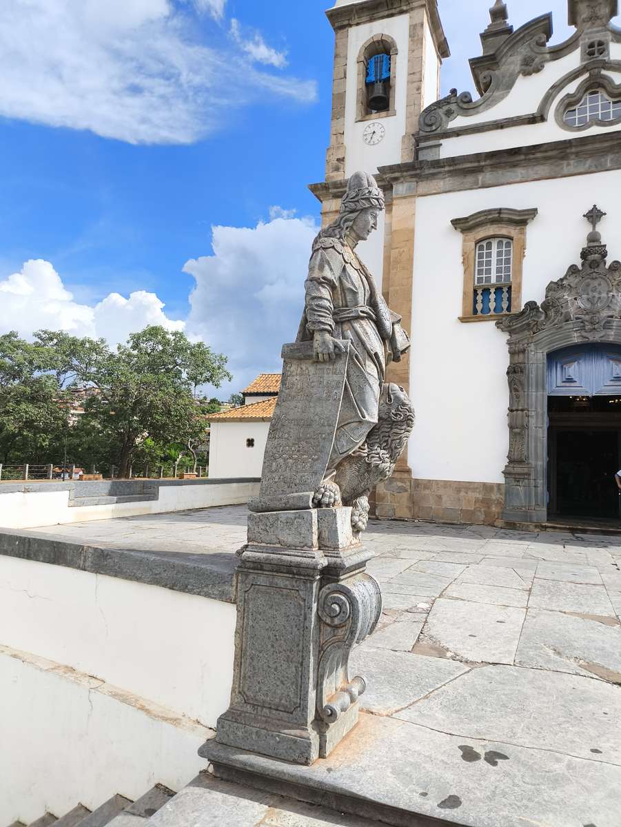 Le travail d'Aleijadinho à Congonhas, MG - Brésil puzzle en ligne à partir d'une photo