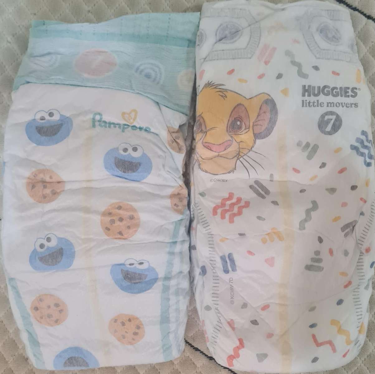 Huggies Little Movers і Pampers Baby Dry скласти пазл онлайн з фото