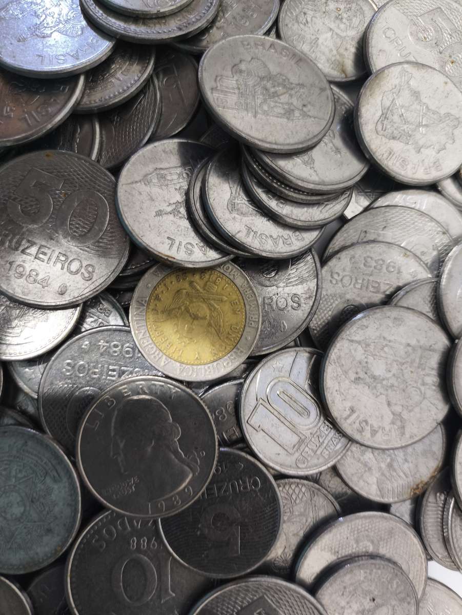 Multiple Currencies online puzzle