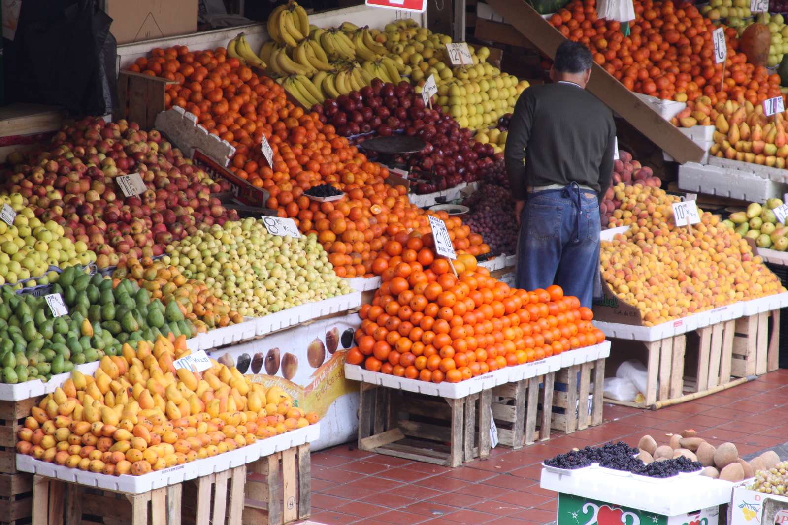 Früchte auf dem Markt Online-Puzzle